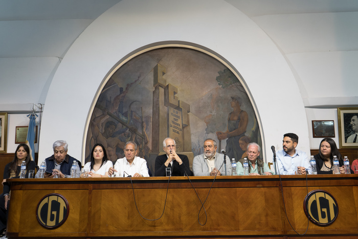 Tensión sindical: la CGT anticipa movilizaciones si avanza la reforma laboral de Milei