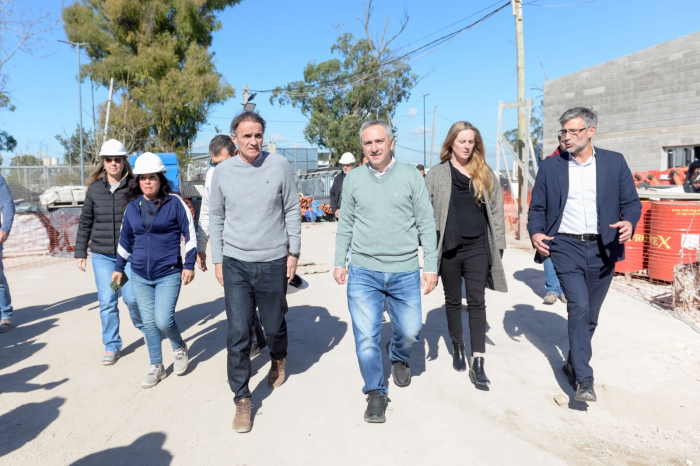 Larroque, Katopodis y Vila recorrieron las obras del nuevo complejo del OPNyA en Abasto